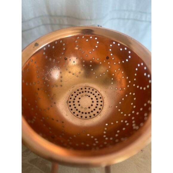 Vintage Teleflora Copper Colander with Handles – 8” Wide - Picture 5 of 5